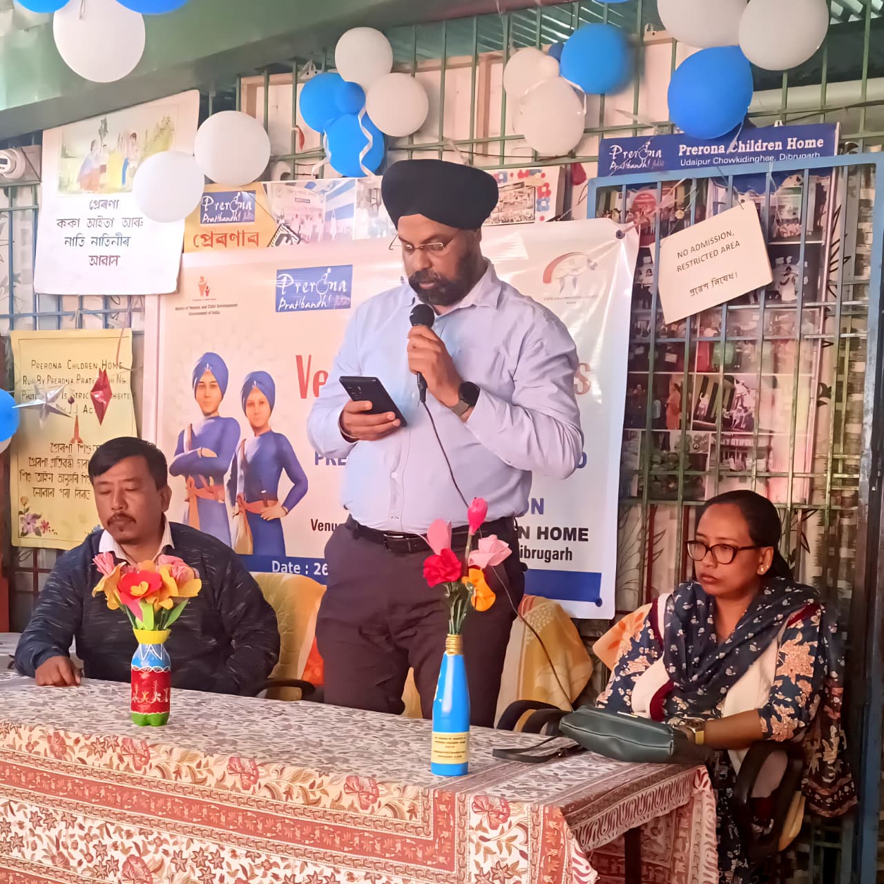 Darvinder Singh Nanda the Founder of Dasam Foundation delivering his address 